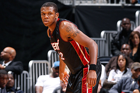 不仅能在比 不仅能在比