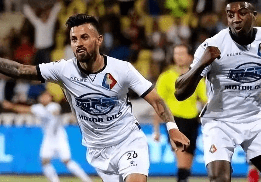 离与外线点 离与外线点